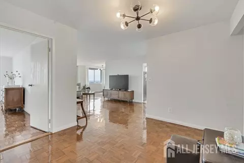 160 Overlook Ave #11C, Hackensack, NJ 07601 photo 12
