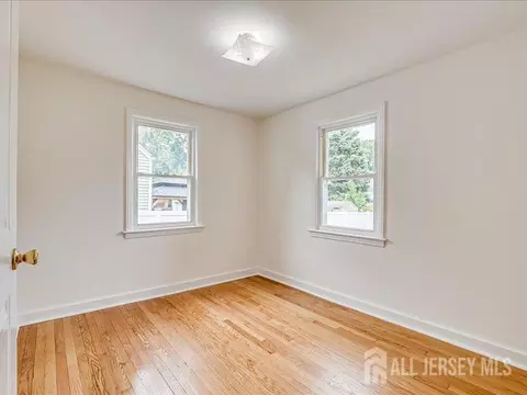 220 Stephenson Ave, Middlesex, NJ 08846 photo 11