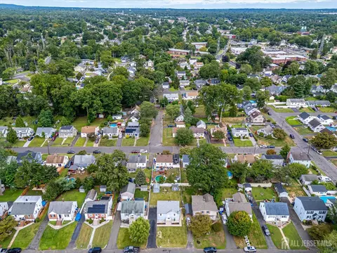 220 Stephenson Ave, Middlesex, NJ 08846 photo 4