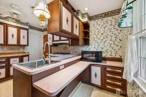 50 Glen Gary Rd, Middlesex, NJ 08846 photo 6