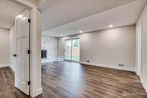 Living - 3 Birch Rd, Edison, NJ 08817 photo 6 of 8