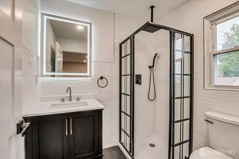 Bath - 3 Birch Rd, Edison, NJ 08817 photo 1 of 3