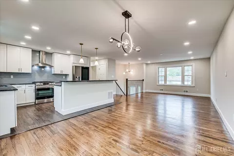 Living - 3 Birch Rd, Edison, NJ 08817 photo 5 of 8