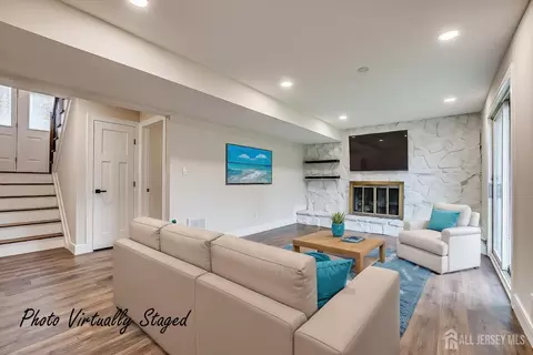 Living - 3 Birch Rd, Edison, NJ 08817 photo 7 of 8