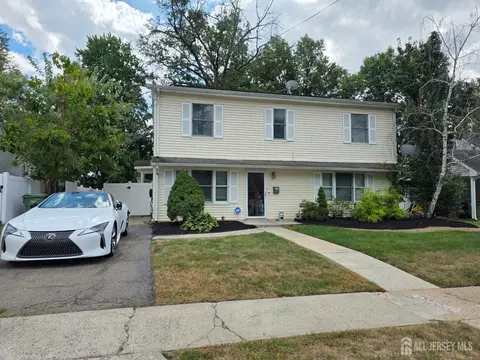 42 Markham Rd, Edison, NJ 08817