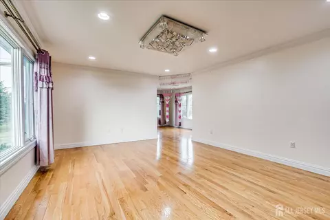2 Universal Ave, Edison, NJ 08820 photo 20