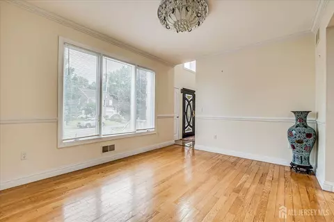 2 Universal Ave, Edison, NJ 08820 photo 3