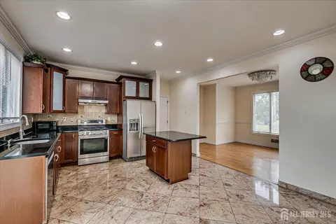 2 Universal Ave, Edison, NJ 08820 photo 12