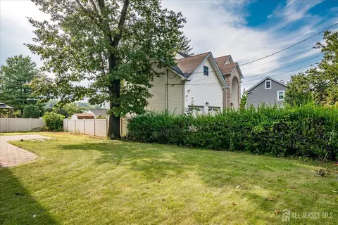 2 Universal Ave, Edison, NJ 08820 photo 32