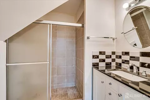 2 Universal Ave, Edison, NJ 08820 photo 31