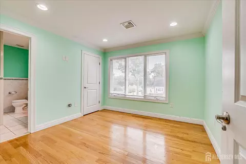 2 Universal Ave, Edison, NJ 08820 photo 17