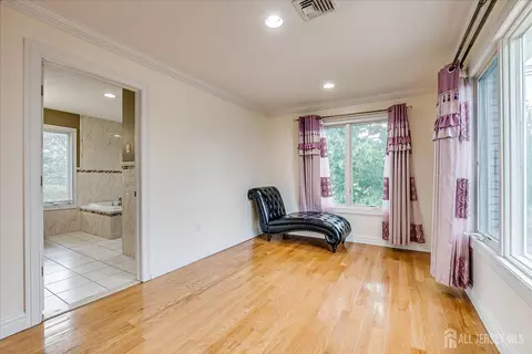 2 Universal Ave, Edison, NJ 08820 photo 21