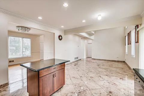 2 Universal Ave, Edison, NJ 08820 photo 11