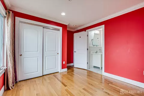 2 Universal Ave, Edison, NJ 08820 photo 27