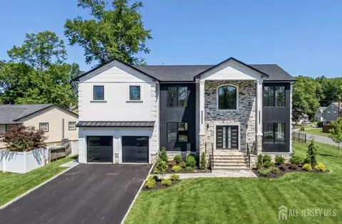 24 Norton St, Edison, NJ 08820