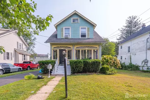 Exterior - 142 Vogel Pl, Middlesex, NJ 08846 photo 1 of 3