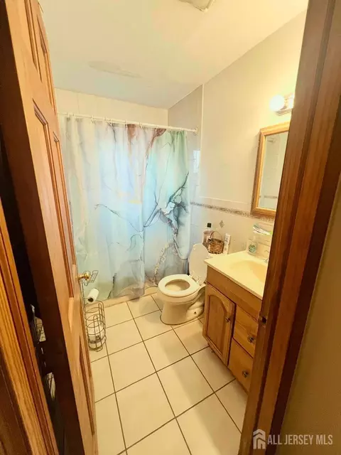 Bath - 63 Plainfield Ave, Edison, NJ 08817 photo 1 of 1