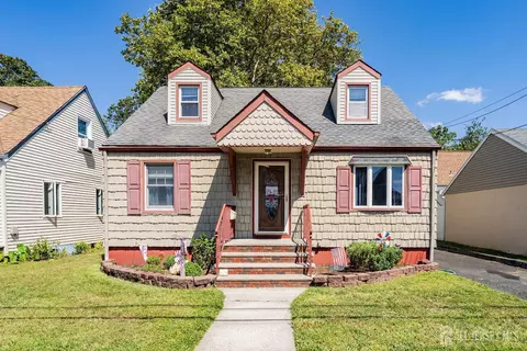 15 Bertram Ave, South Amboy, NJ 08879