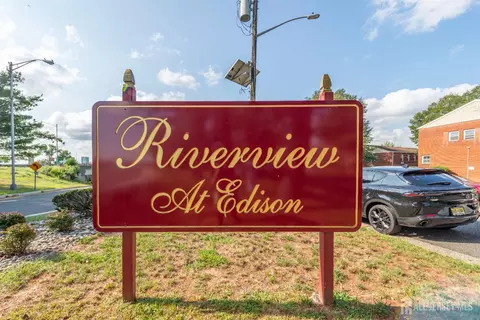 60 Fox Rd #3A, Edison, NJ 08817