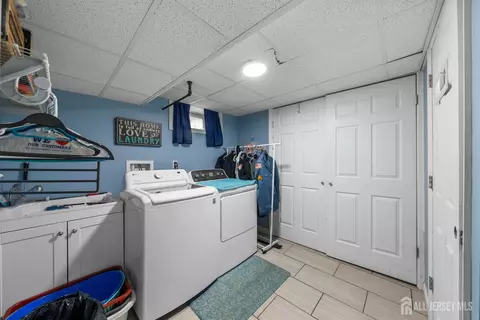 545 Howard Ave, Middlesex, NJ 08846 photo 33