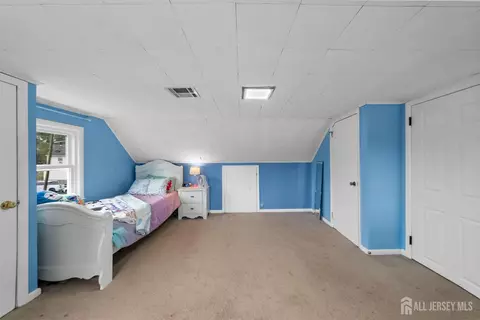 545 Howard Ave, Middlesex, NJ 08846 photo 23