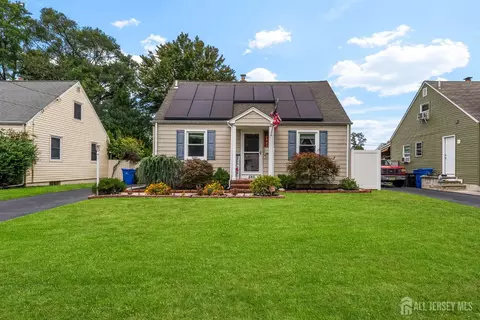 545 Howard Ave, Middlesex, NJ 08846 photo 1