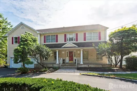 6 Sunset Ave, Edison, NJ 08820