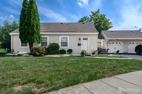 166 Cours De Lorraine #D, Freehold, NJ 07728