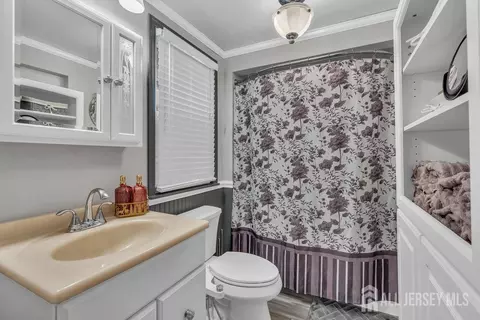 Bath - 138 Main St, Helmetta, NJ 08828 photo 1 of 1