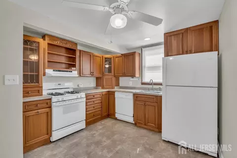 Kitchen - 138 Main St, Helmetta, NJ 08828 photo 6 of 6
