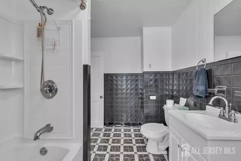 Entry Way - 138 Main St, Helmetta, NJ 08828 photo 1 of 3