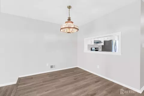 Dining - 1505 Maplecrest Rd, Edison, NJ 08820 photo 1 of 1