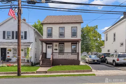 91 S Main St, Milltown, NJ 08850