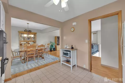 668 Warfield Rd, North Plainfield, NJ 07063 photo 20