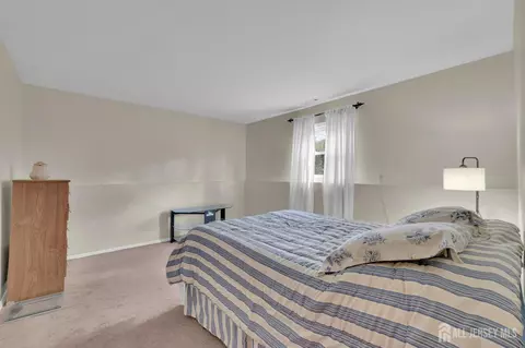 668 Warfield Rd, North Plainfield, NJ 07063 photo 26