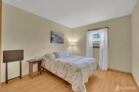 668 Warfield Rd, North Plainfield, NJ 07063 photo 23