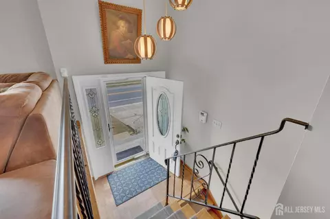 668 Warfield Rd, North Plainfield, NJ 07063 photo 11
