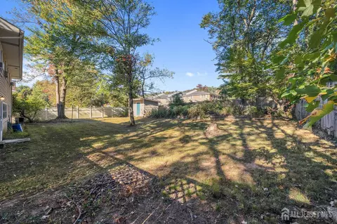 668 Warfield Rd, North Plainfield, NJ 07063 photo 10