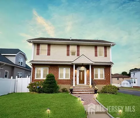 89 SE Rose St, Wood-ridge, NJ 07075