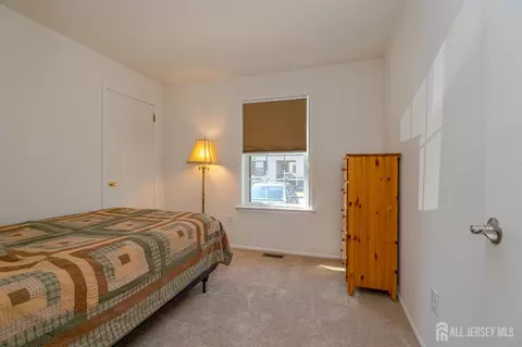 25 Foxhall Ave #25, Middlesex, NJ 08846 photo 13