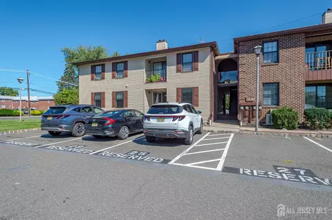 25 Foxhall Ave #25, Middlesex, NJ 08846 photo 1