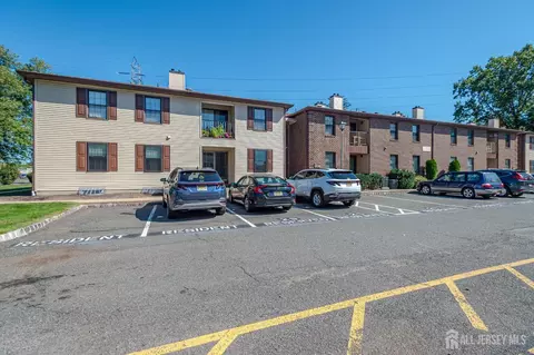 25 Foxhall Ave #25, Middlesex, NJ 08846 photo 2