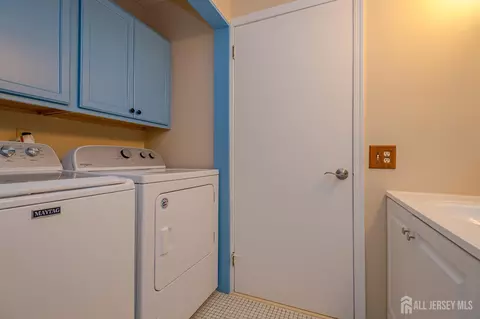 25 Foxhall Ave #25, Middlesex, NJ 08846 photo 19