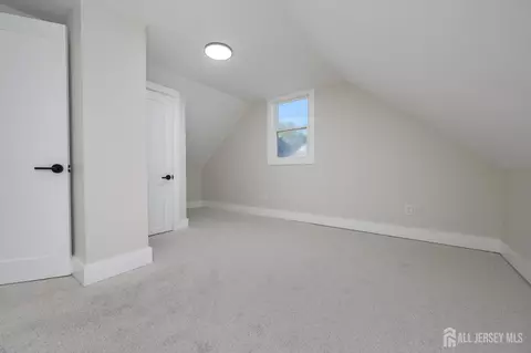 333 1st St, Middlesex, NJ 08846 photo 18