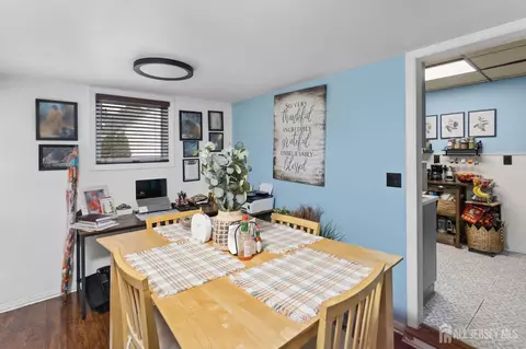 Dining - 31 Hull Dr, Edison, NJ 08817 photo 1 of 2