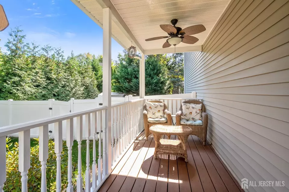 Exterior - 12 Ellingham Ave, Monroe, NJ 08831 photo 5 of 10