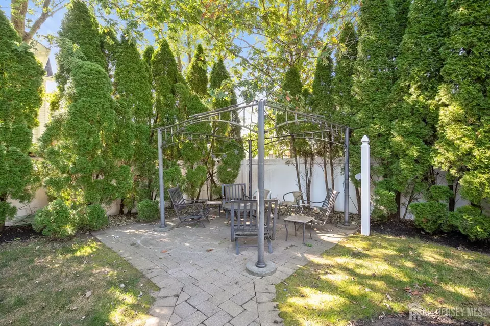 Exterior - 12 Ellingham Ave, Monroe, NJ 08831 photo 9 of 10