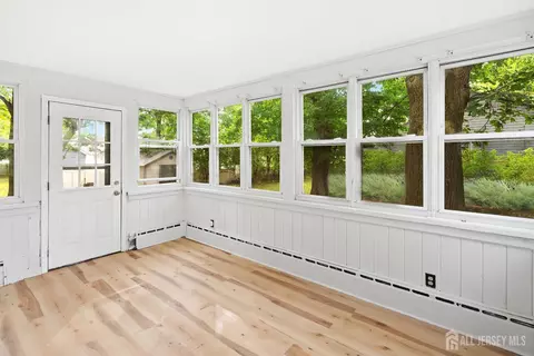 Exterior - 174 Alcoa Ave, Edison, NJ 08837 photo 2 of 3