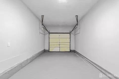 Entry Way - 17 Ferris Rd, Edison, NJ 08817 photo 2 of 2
