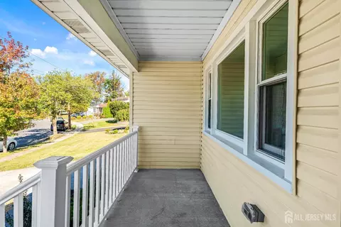 Exterior - 17 Ferris Rd, Edison, NJ 08817 photo 2 of 8